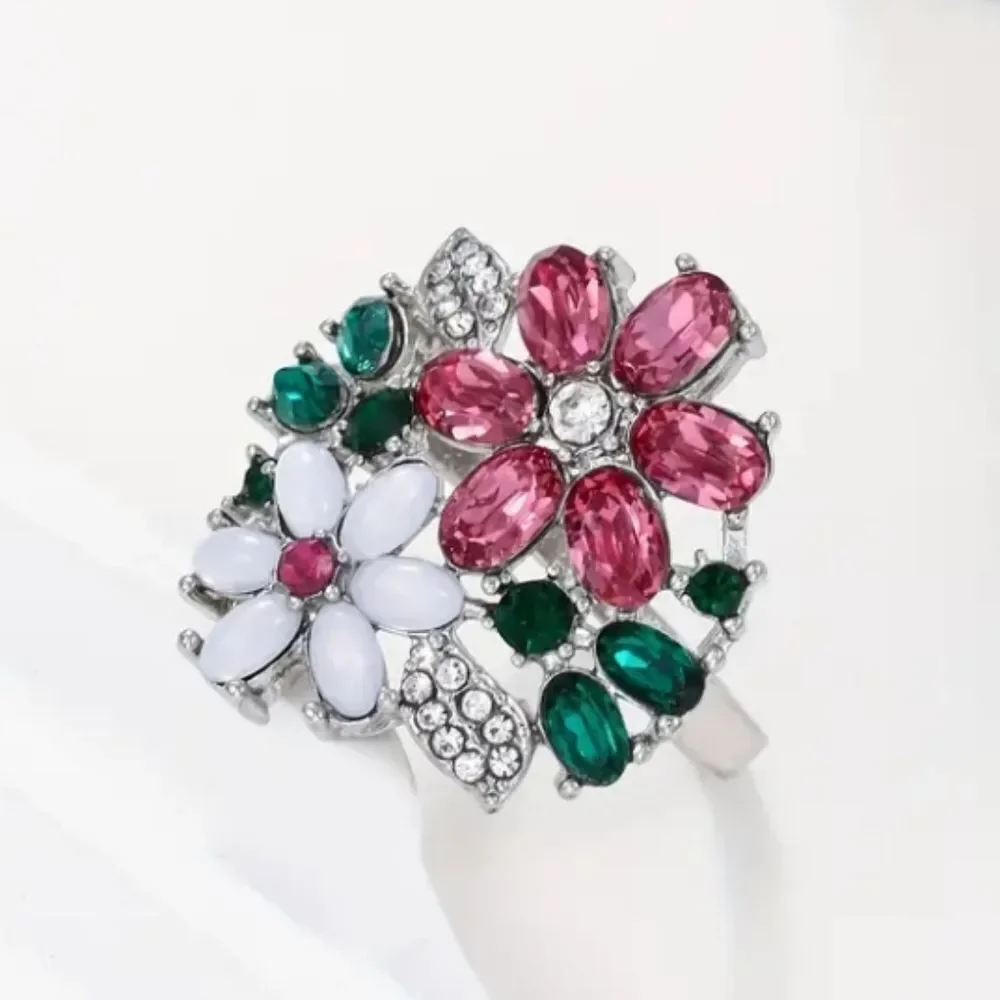 Ladies Bohemian Floral Ring sz 6